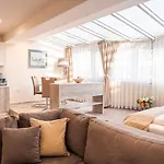 Cityscape Luxury Apartment