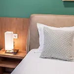 Cityscape Luxury *