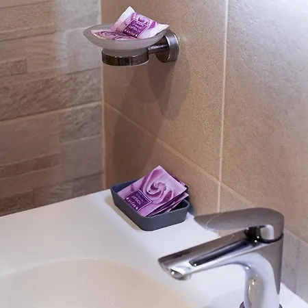 Cityscape Luxury Apartment