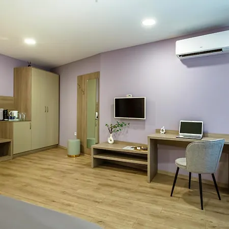 Cityscape Luxury Apartment *