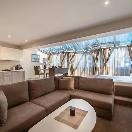 Cityscape Luxury